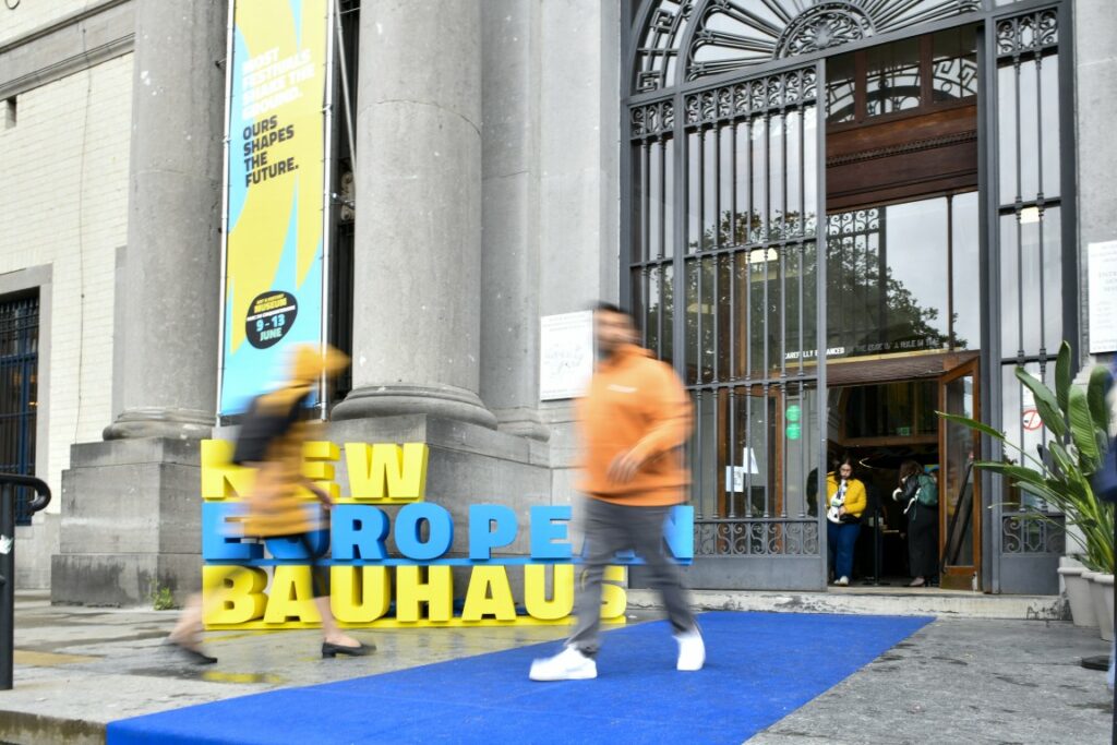 People entering the Museums Royal of Art and History (MRAH) for the New European Bauhaus 2026